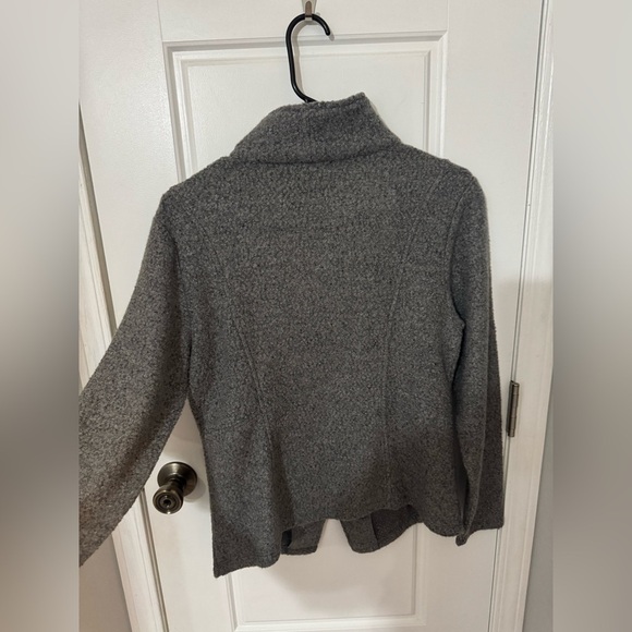 Grey jacket - Picture 7 of 7